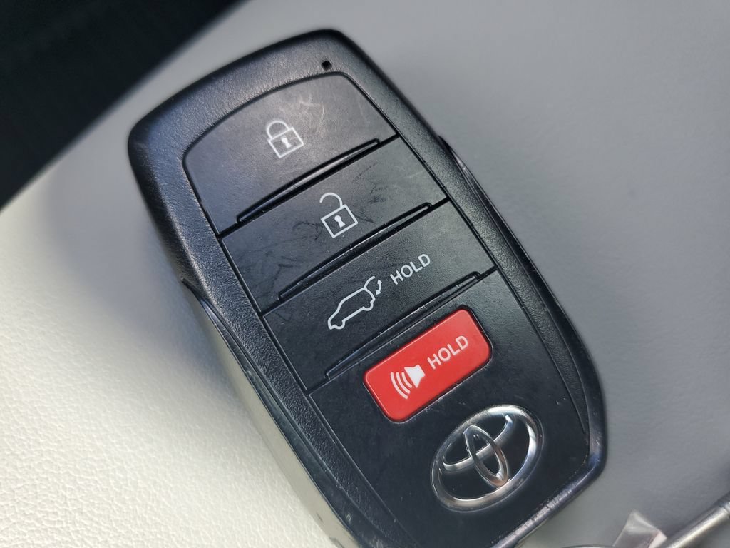 Certified 2025 Toyota RAV4 XLE Premium FWD image 25