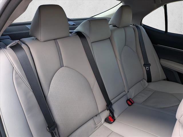 Used 2019 Toyota Camry XSE image 17