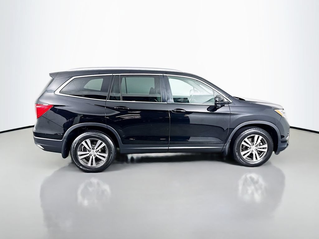 Used 2017 Honda Pilot EX-L image 4