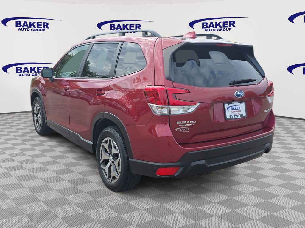 Used 2022 Subaru Forester Premium image 7