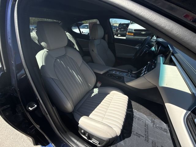 Used 2023 Genesis G70 2.0T w/ Sport Prestige Package image 24