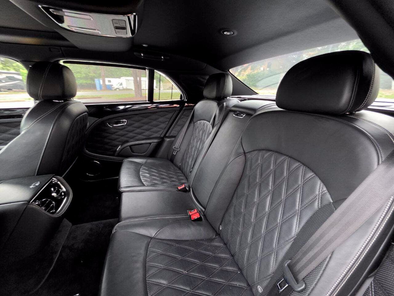 Used 2017 Bentley Mulsanne RWD image 89