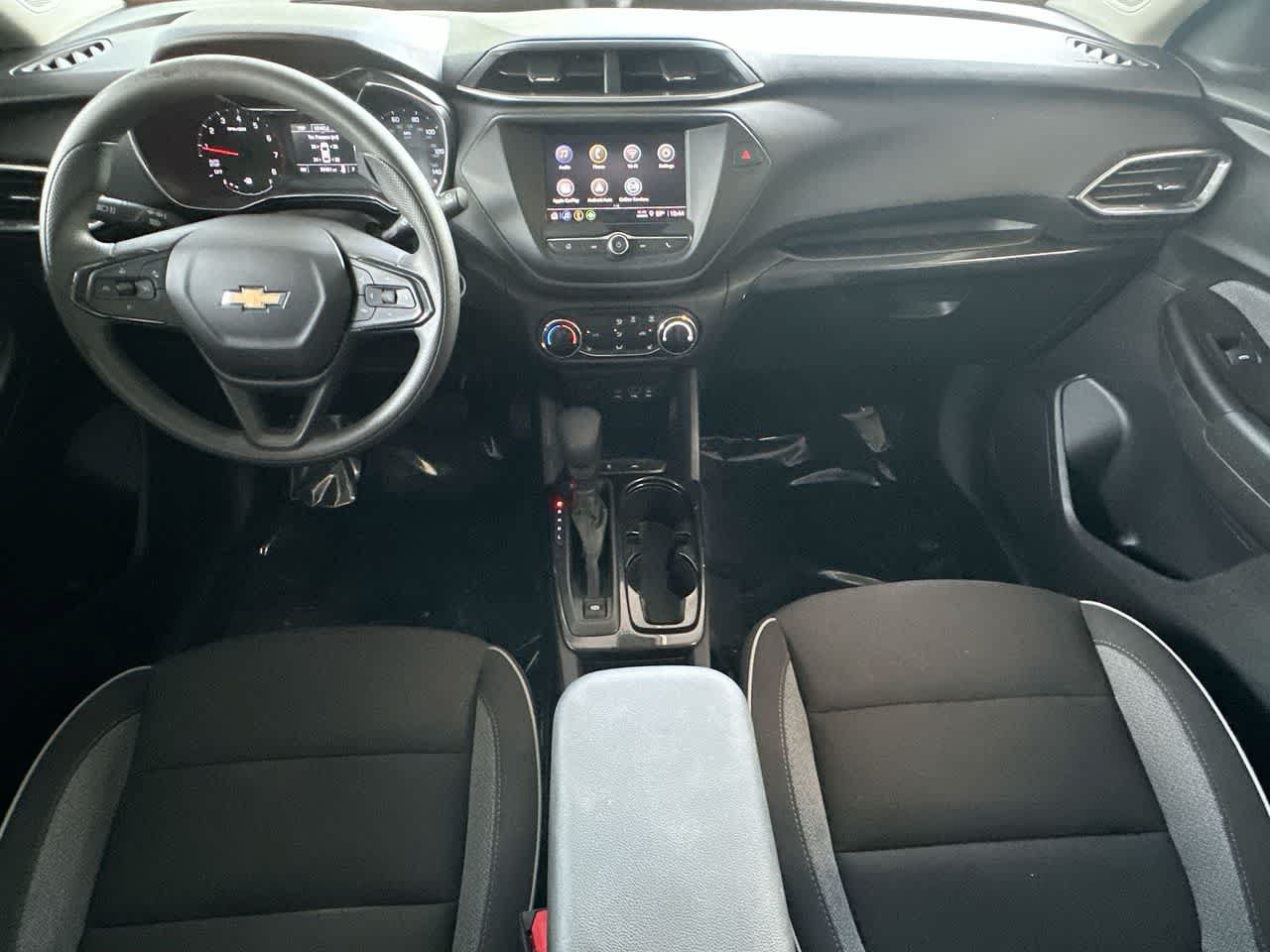 Used 2023 Chevrolet TrailBlazer LT FWD image 24