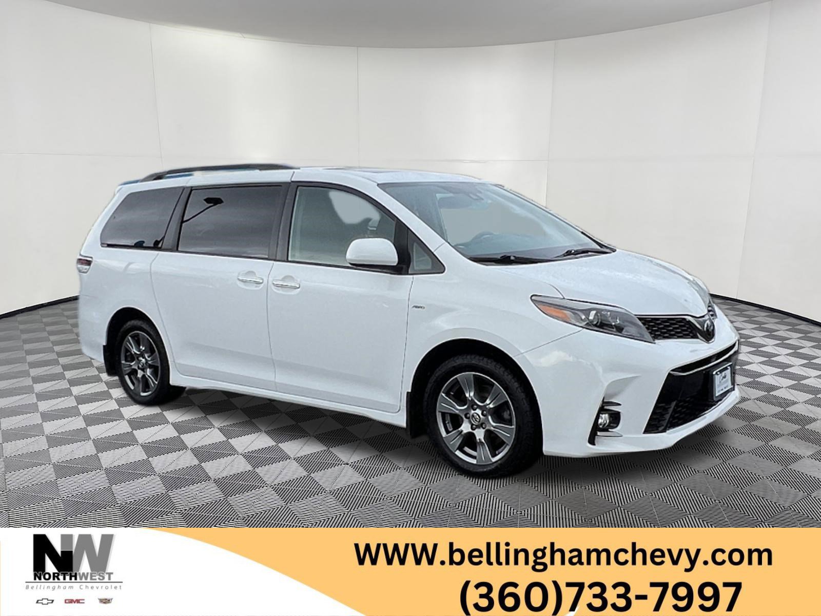 Used 2019 Toyota Sienna SE