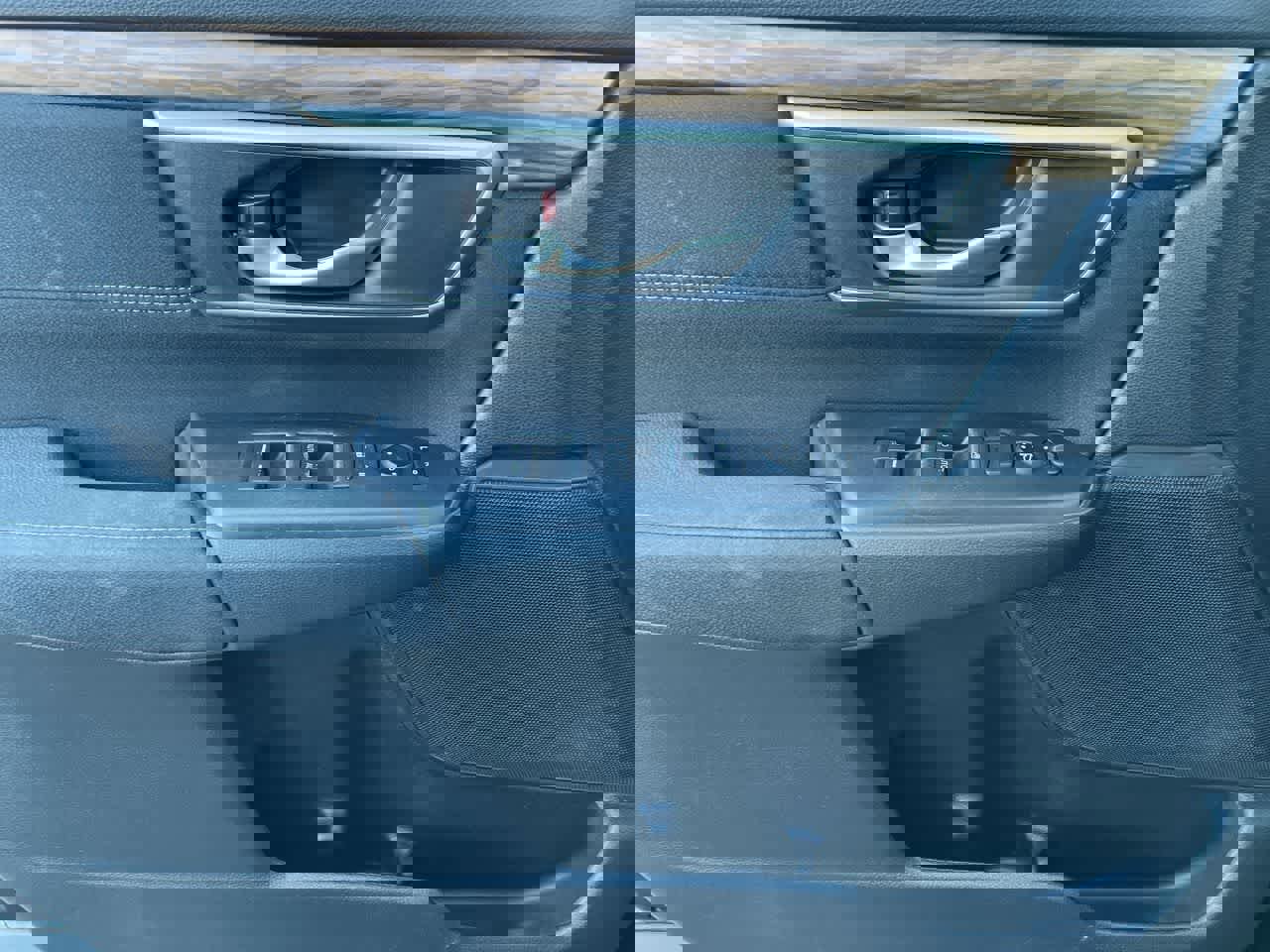 Used 2018 Honda CR-V EX image 31