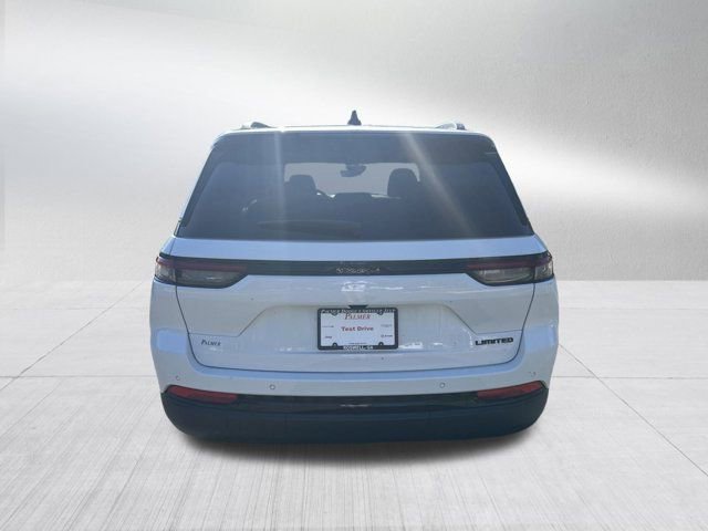 New 2025 Jeep Grand Cherokee Limited w/ Black Appearance Package image 6