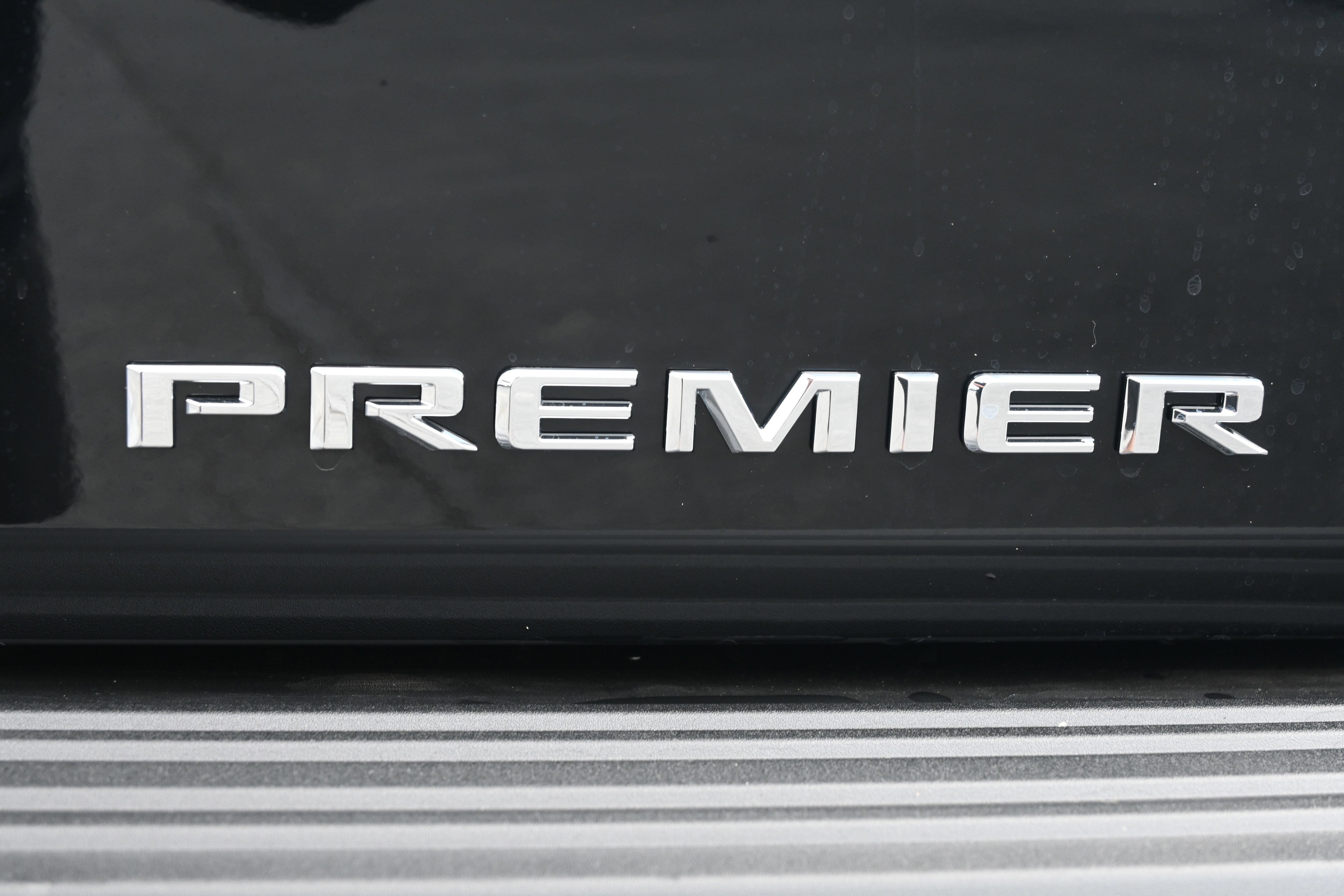 Used 2025 Chevrolet Tahoe Premier w/ Sun And Tow Package image 46