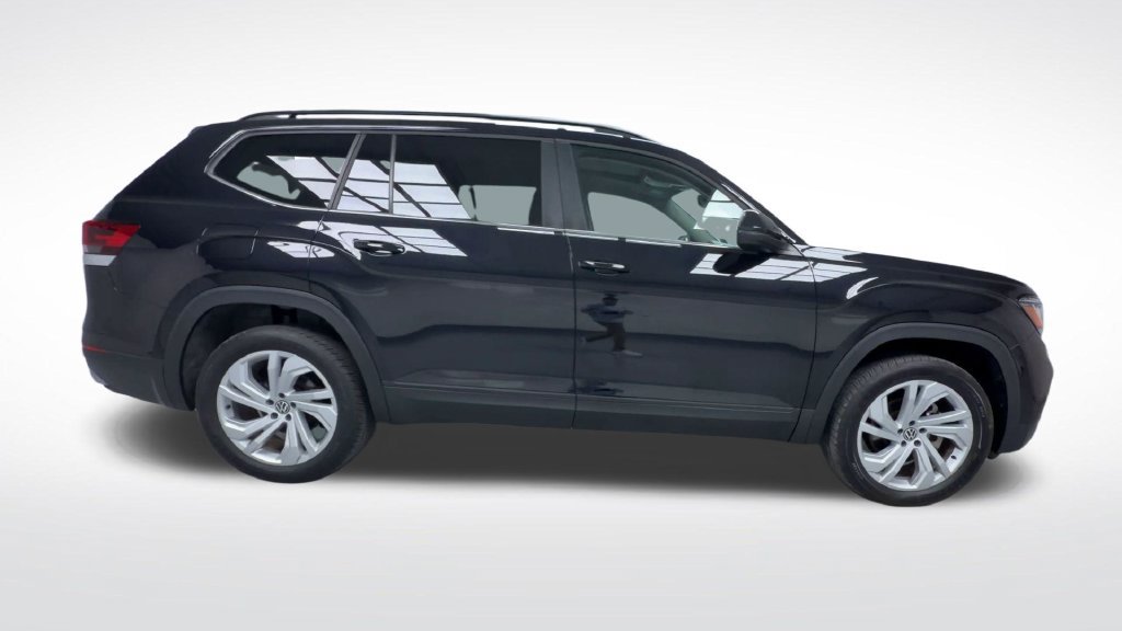 Used 2023 Volkswagen Atlas SE w/ Panoramic Sunroof Package AWD/4WD image 9