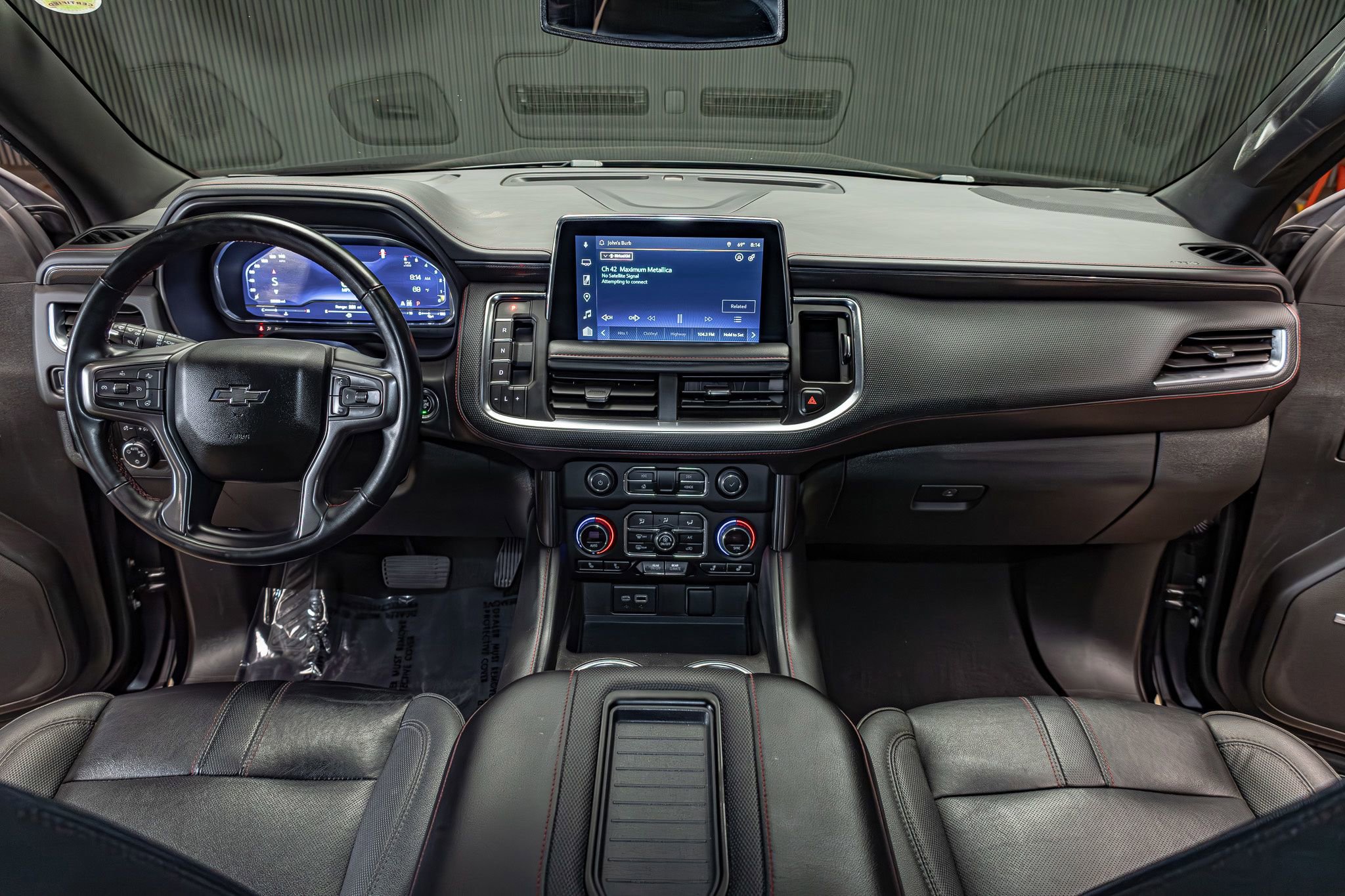 Used 2023 Chevrolet Suburban RST w/ Sport Performance Package image 14