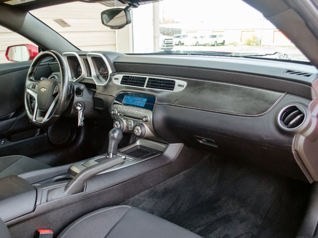 Used 2012 Chevrolet Camaro LT RWD image 28