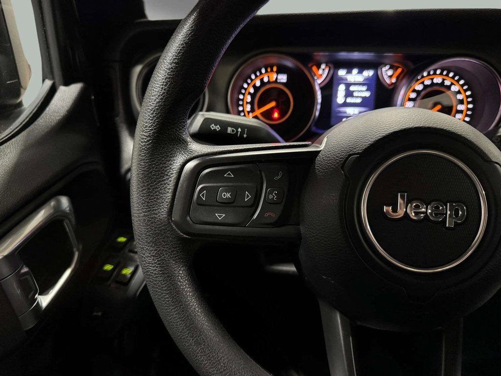 Used 2022 Jeep Wrangler Unlimited Sport image 10