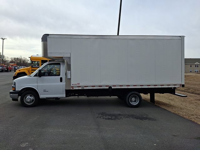 New 2024 Chevrolet Express 4500 Extended w/ Power Convenience Package RWD image 6