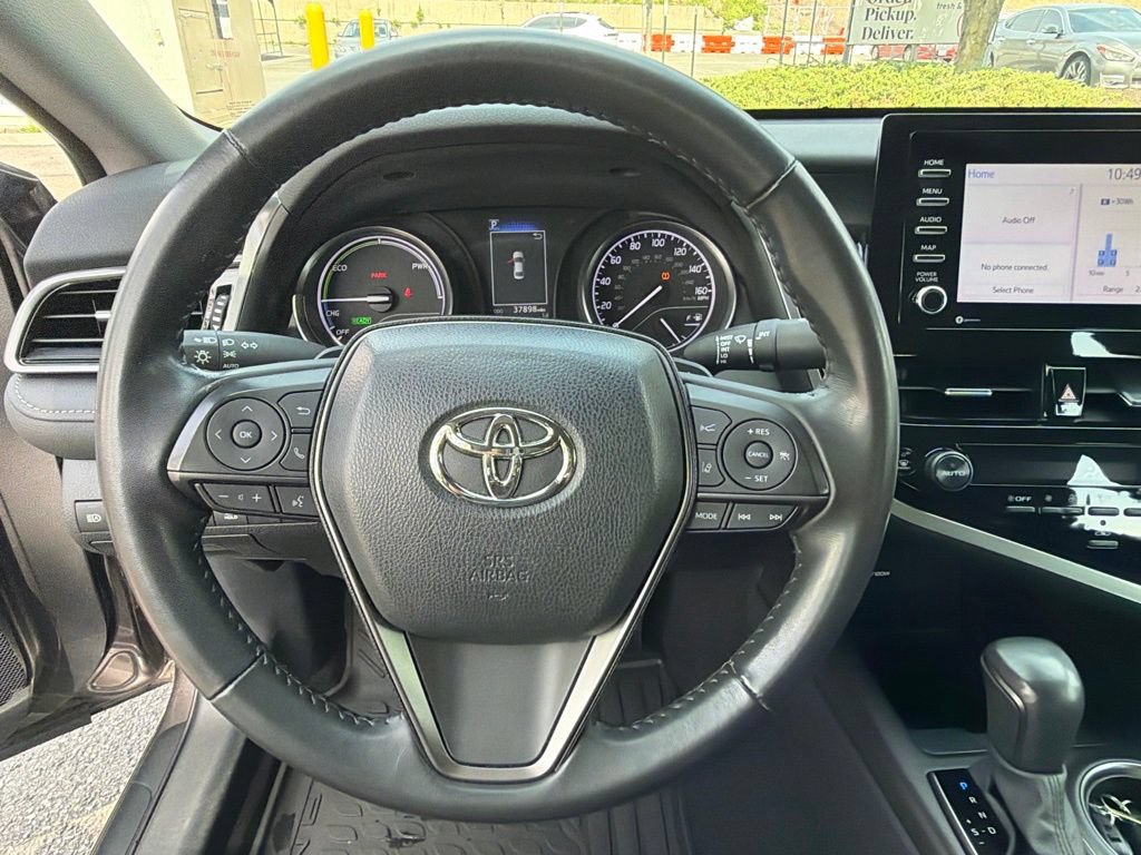 Used 2024 Toyota Camry SE FWD image 11
