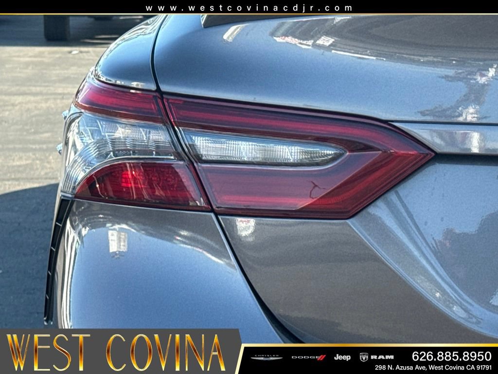 Used 2024 Toyota Camry XSE FWD image 14