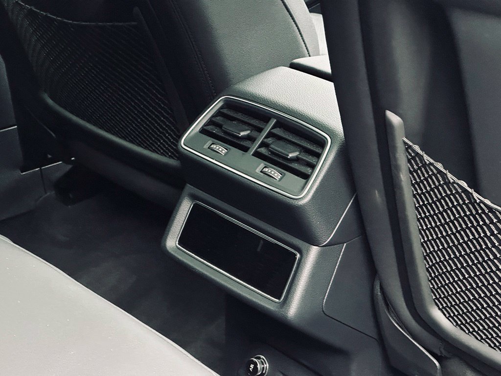 Used 2019 Audi e-tron Premium Plus w/ Cold Weather Package AWD/4WD image 21