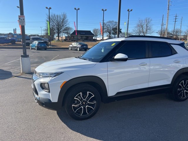 Used 2023 Chevrolet TrailBlazer ACTIV image 11
