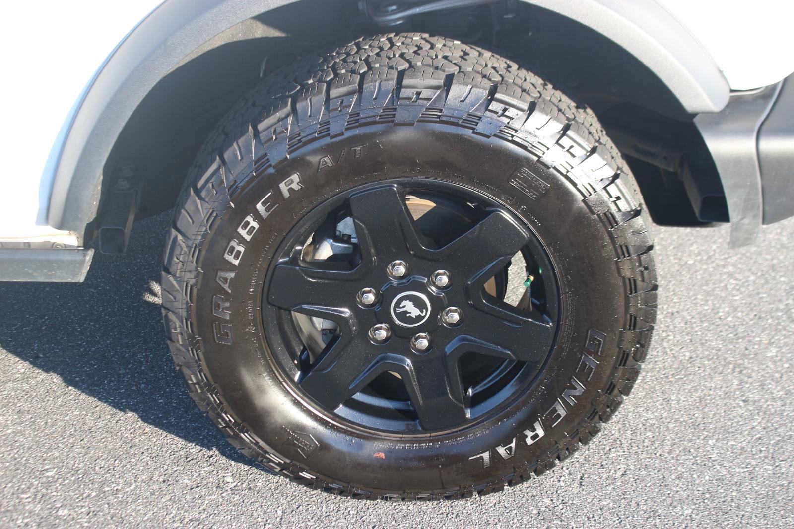 Used 2024 Ford Bronco Black Diamond AWD/4WD image 35