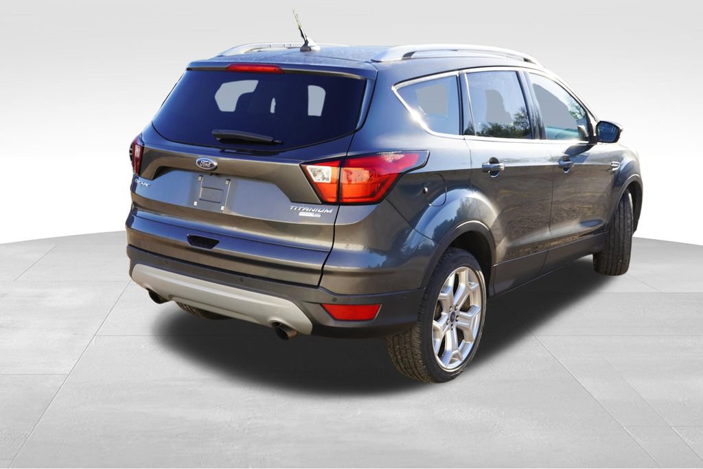 Used 2019 Ford Escape Titanium AWD/4WD image 3