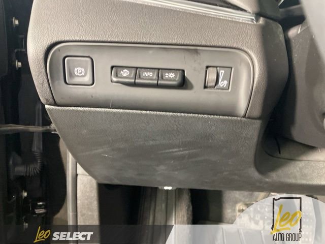 Used 2023 Buick Enclave Avenir w/ Trailering Package, 5000 lbs. image 11