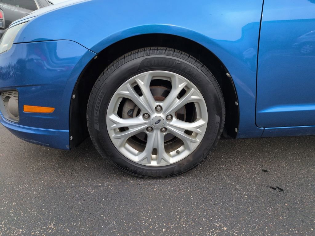 Used 2012 Ford Fusion SE image 25