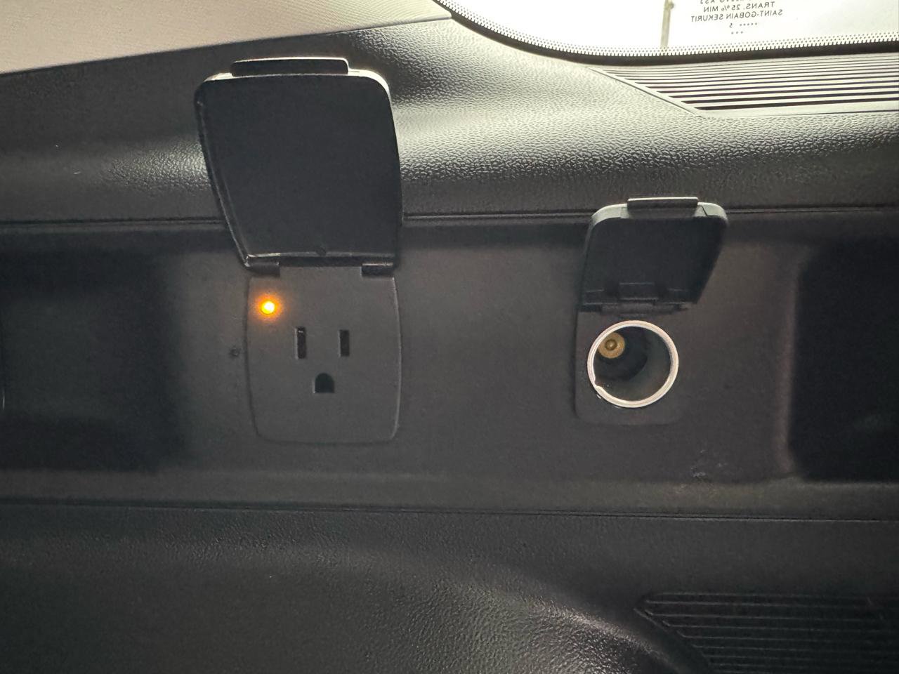 Used 2025 Ford Bronco Sport Badlands image 31