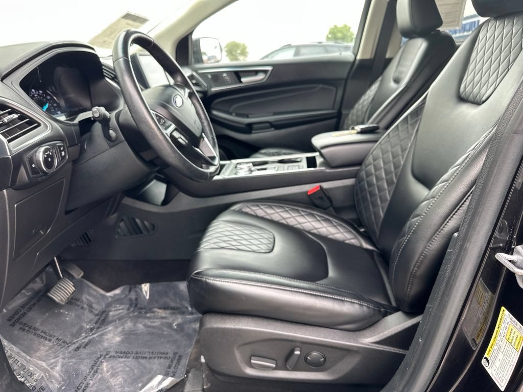 Certified 2023 Ford Edge Titanium AWD/4WD image 14
