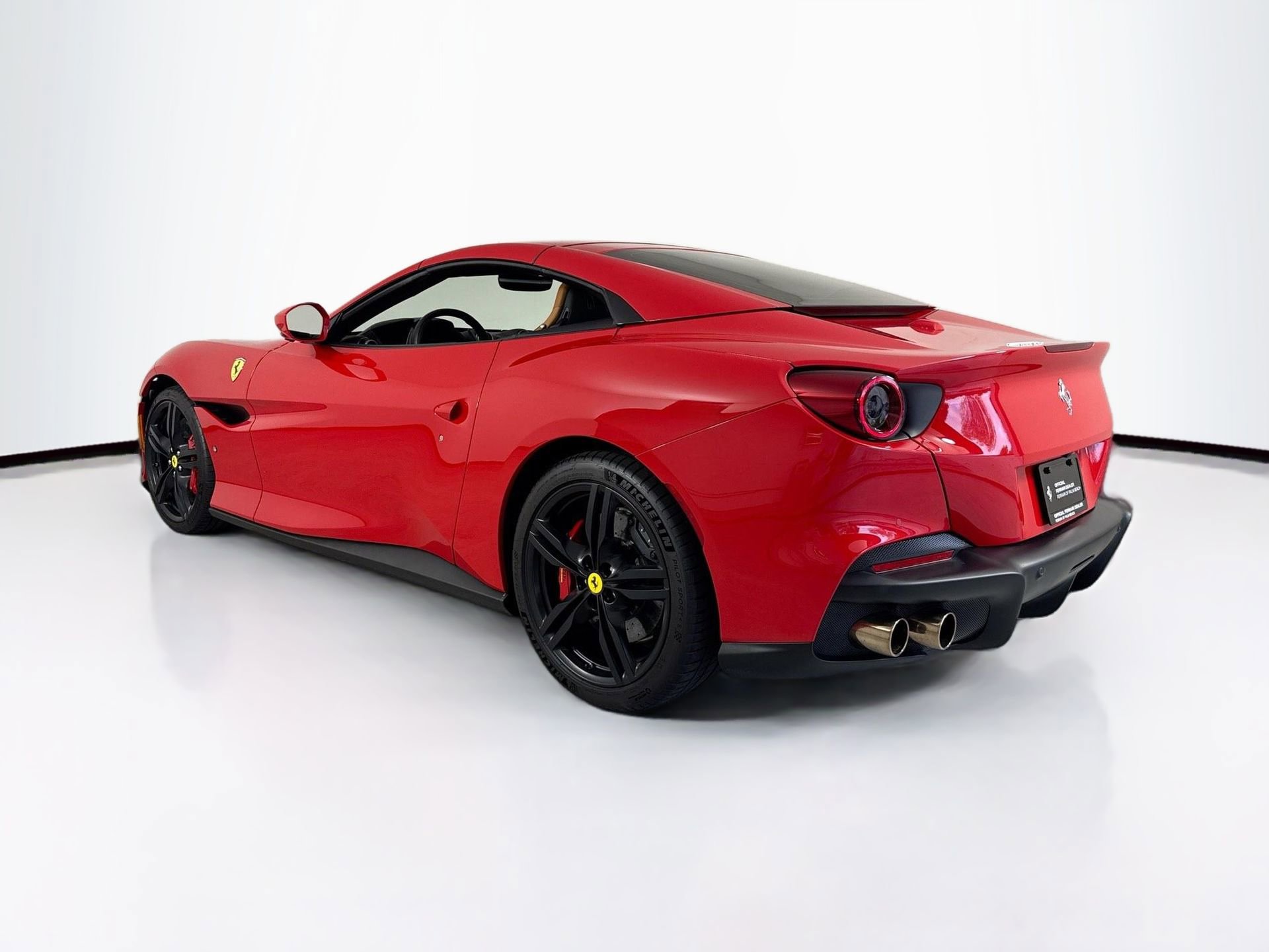 Certified 2022 Ferrari Portofino M image 5