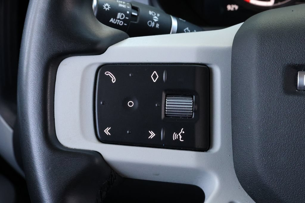 Certified 2023 Land Rover Defender 130 SE AWD/4WD image 23