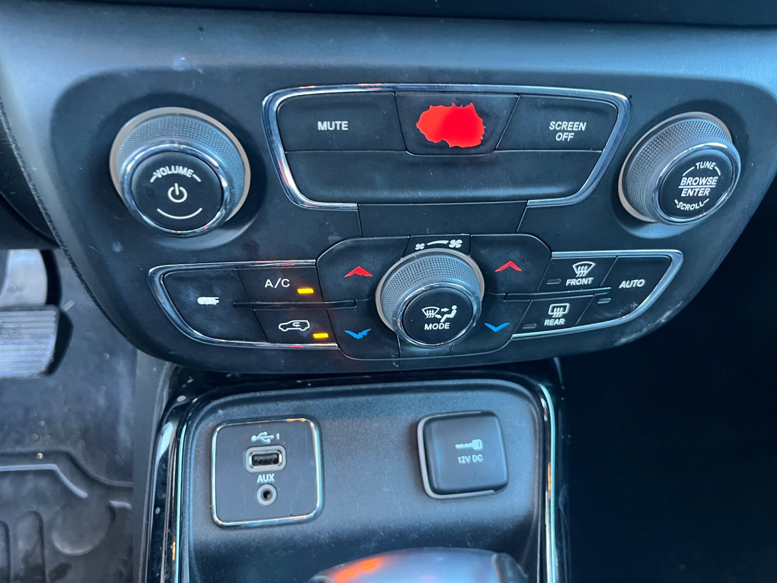 Used 2020 Jeep Compass Latitude image 29