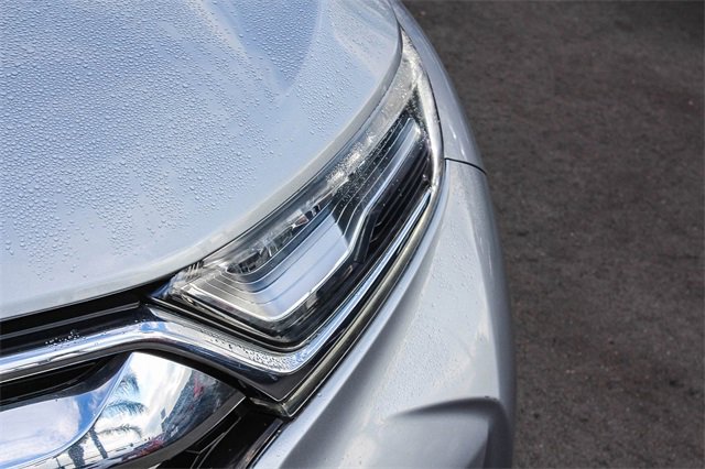 Used 2018 Honda CR-V Touring image 16