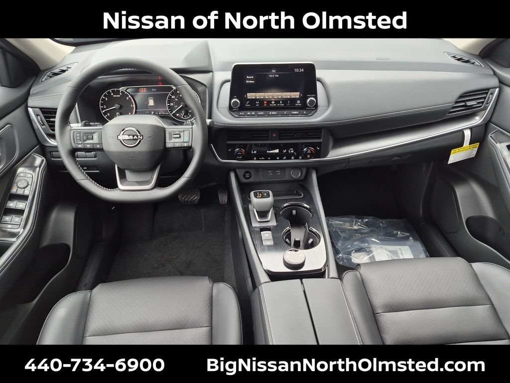 New 2026 Nissan Rogue Dark Armor AWD/4WD image 17