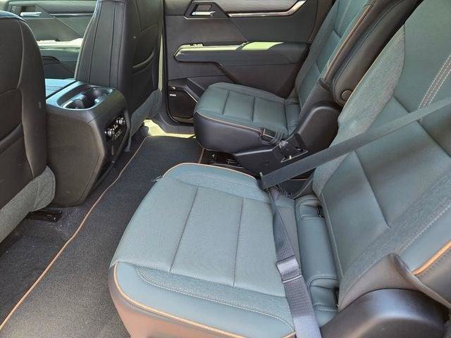 New 2026 GMC Acadia AT4 w/ Super Cruise Package AWD/4WD image 7