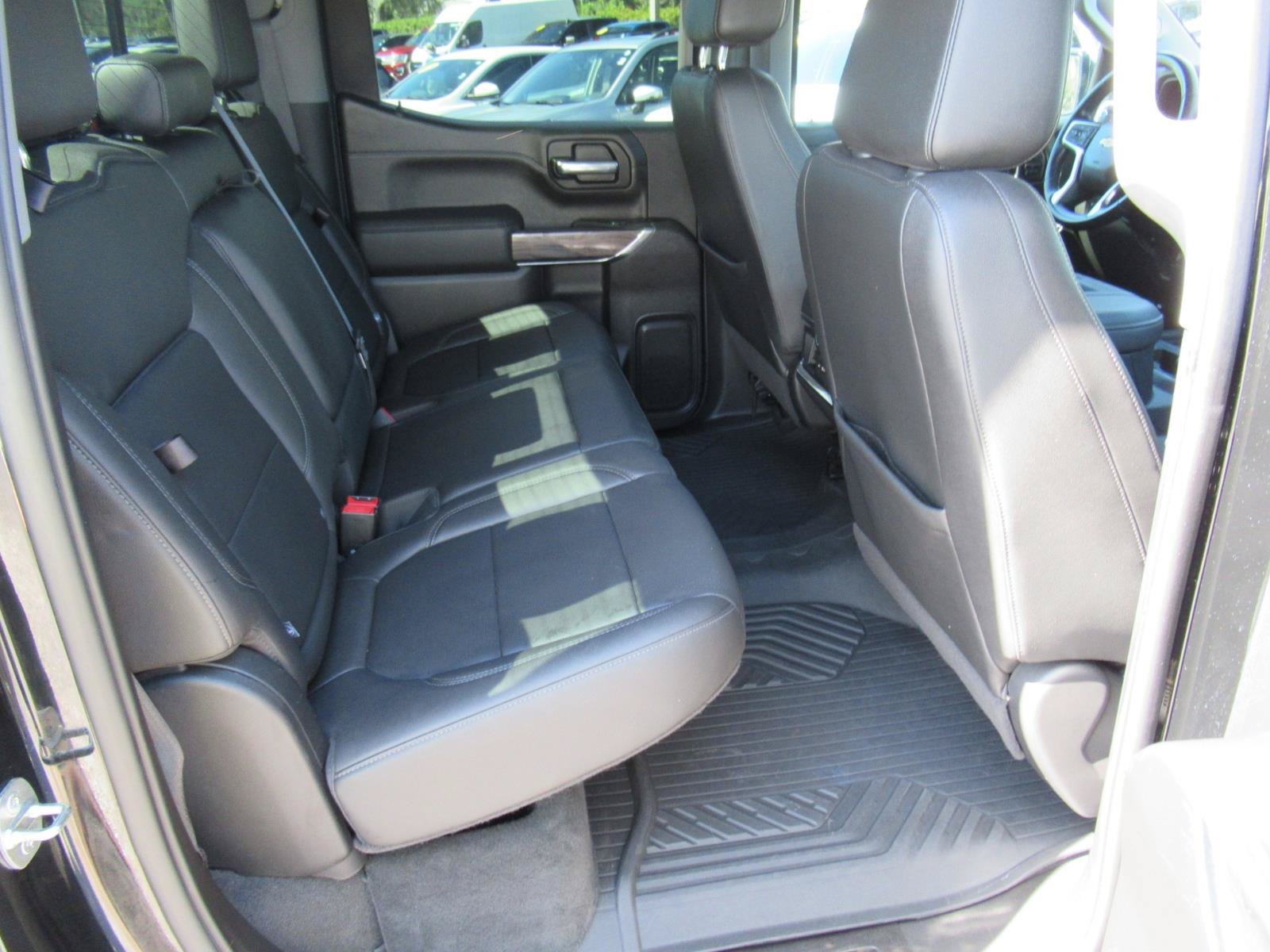 Used 2021 Chevrolet Silverado 1500 LTZ AWD/4WD image 36