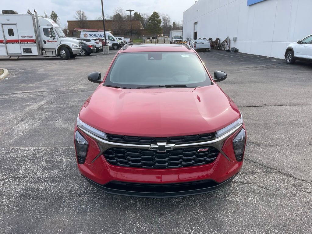 New 2026 Chevrolet Trax RS image 2