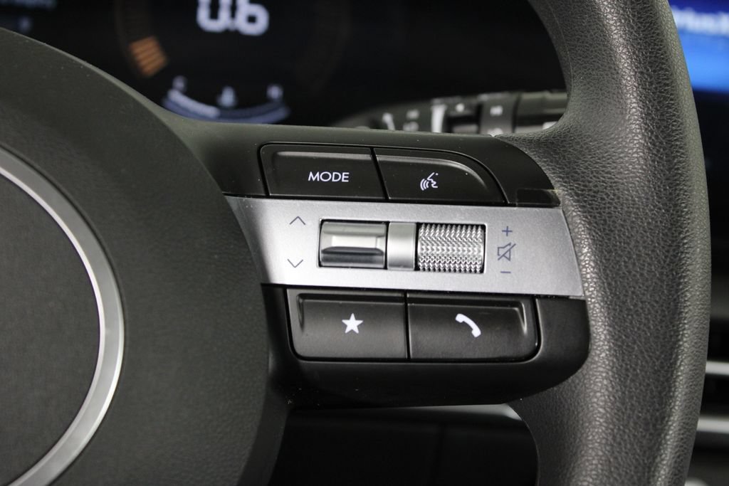 Certified 2026 Hyundai Tucson SE FWD image 27
