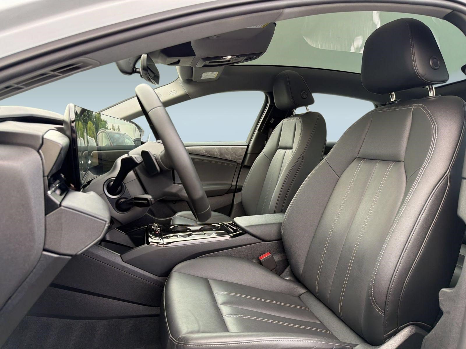 Certified 2025 Audi A6 e-tron Premium Plus w/ Premium Plus RWD image 5