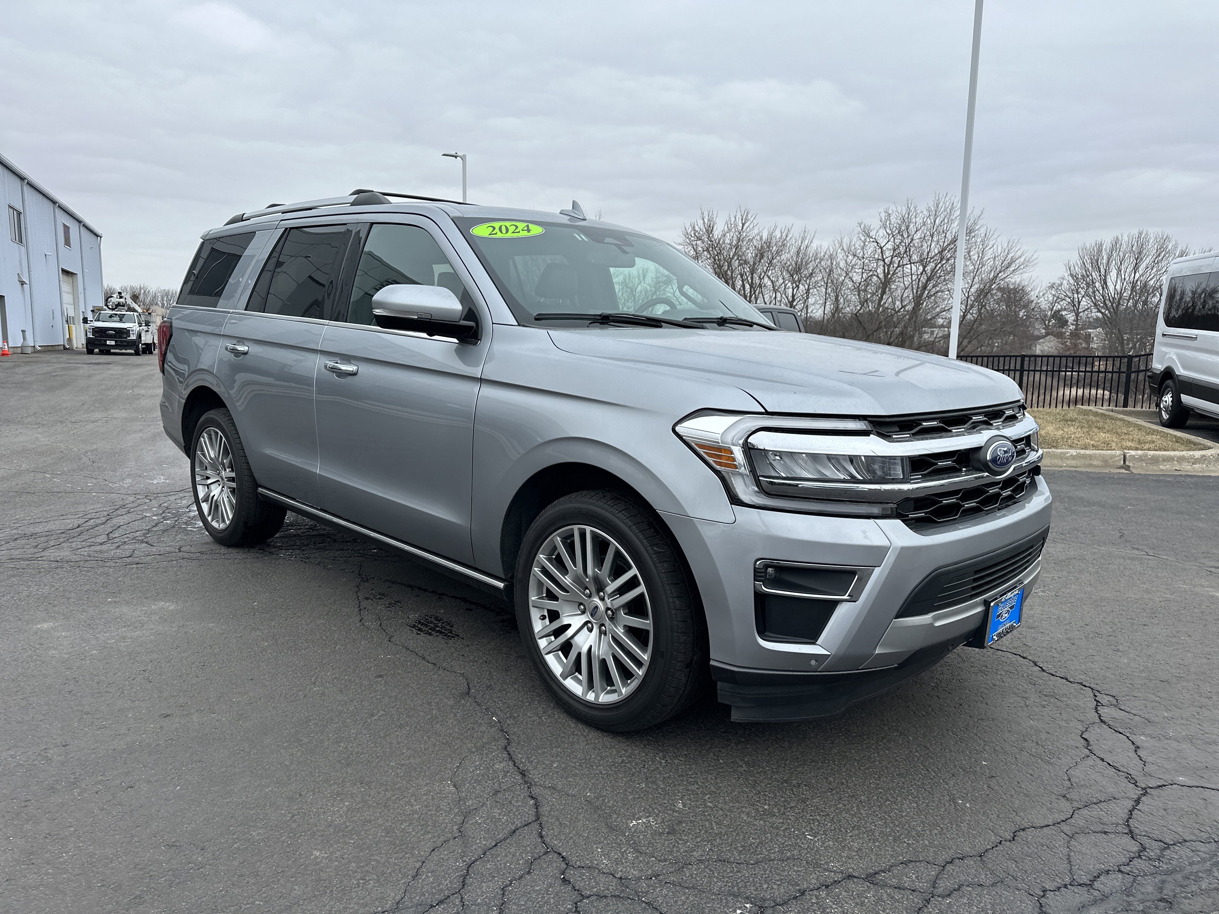 Certified 2024 Ford Expedition Limited AWD/4WD image 1