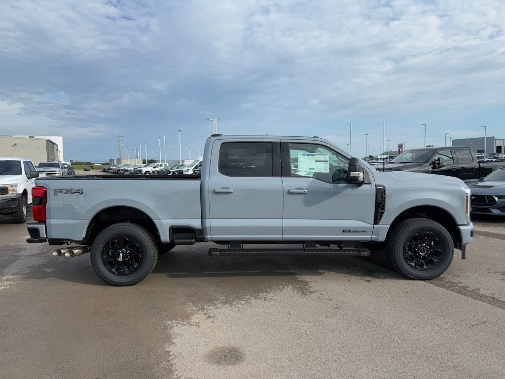 New 2026 Ford F250 Lariat w/ Black Appearance Package image 34