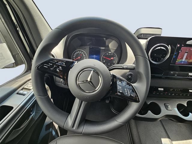 New 2026 Mercedes-Benz Sprinter 2500 image 28