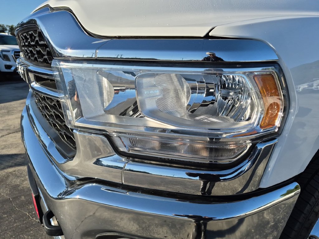 Used 2020 RAM 3500 Tradesman w/ Chrome Appearance Group AWD/4WD image 7