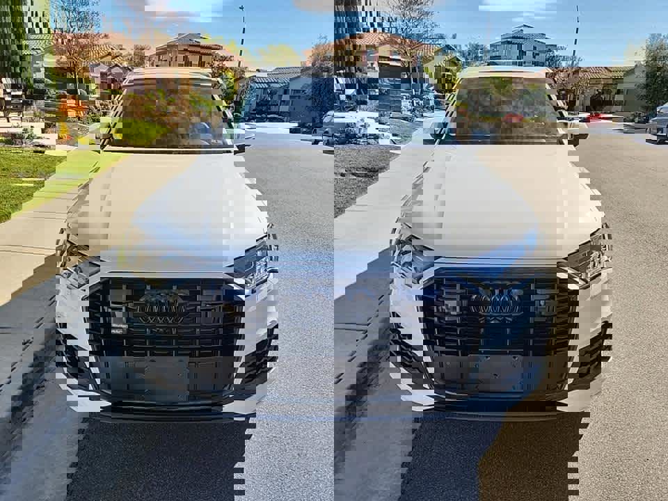 Used 2023 Audi Q7 3.0T Premium Plus w/ Premium Plus Package image 2