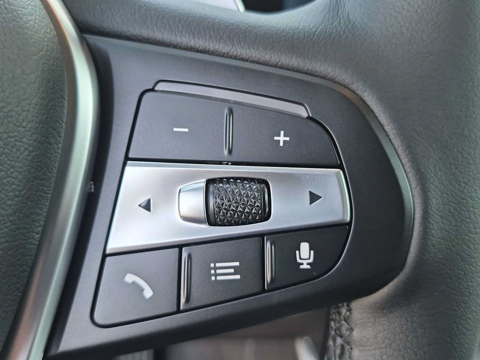 New 2026 BMW X5 xDrive40i AWD/4WD image 26