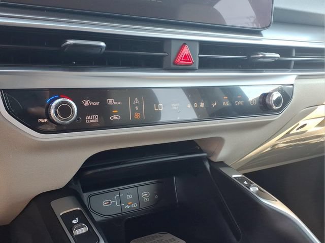 New 2026 Kia Sorento EX AWD/4WD image 9