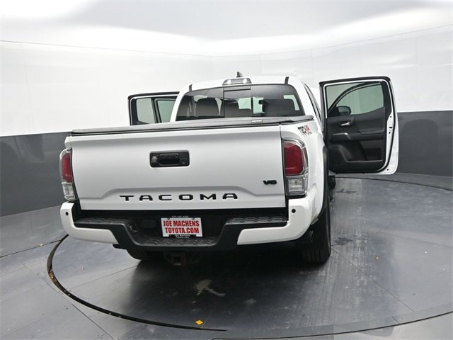 Used 2020 Toyota Tacoma TRD Off-Road image 40