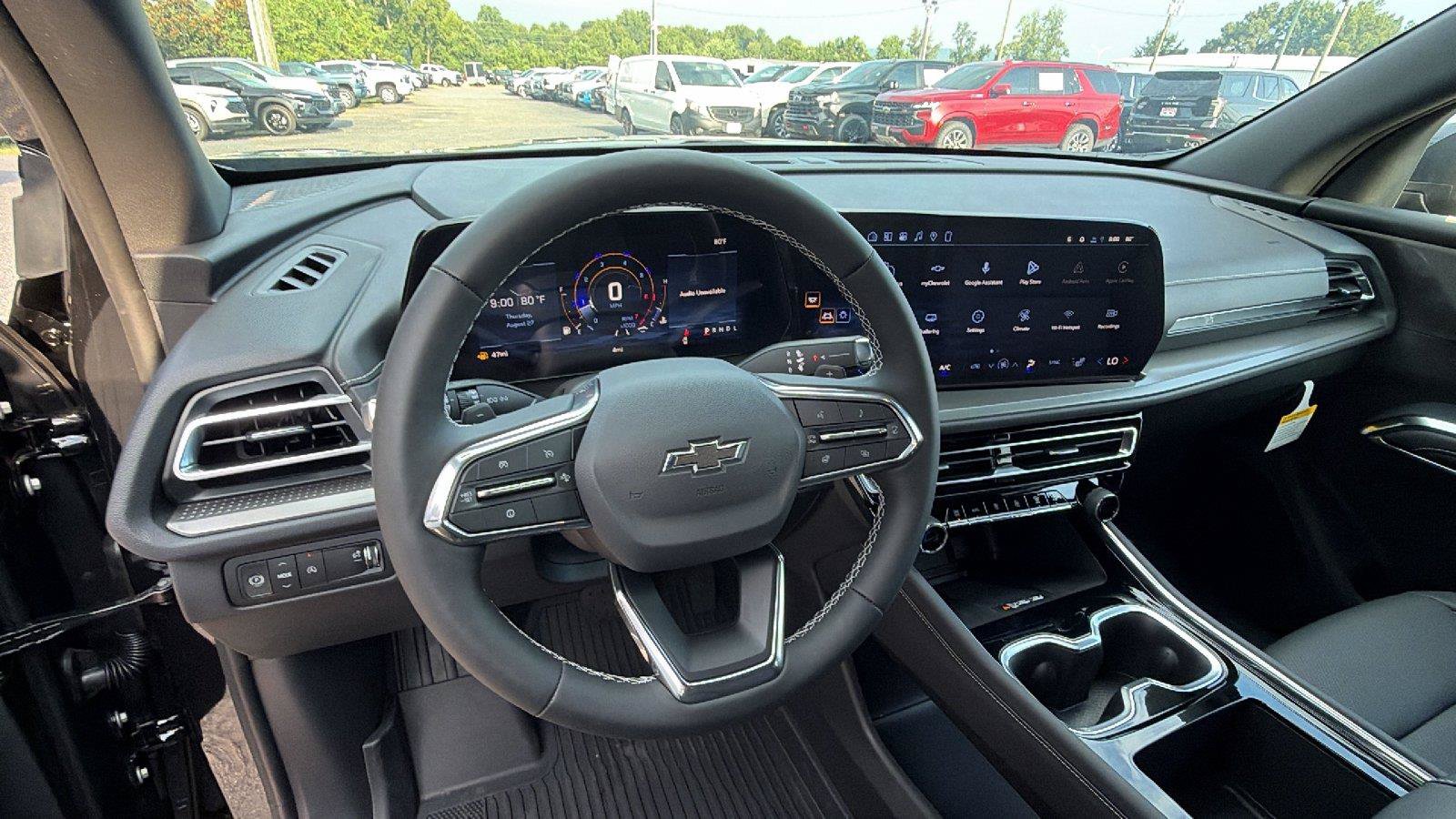 New 2027 Chevrolet Traverse LT w/ Midnight/Sport Edition FWD image 21
