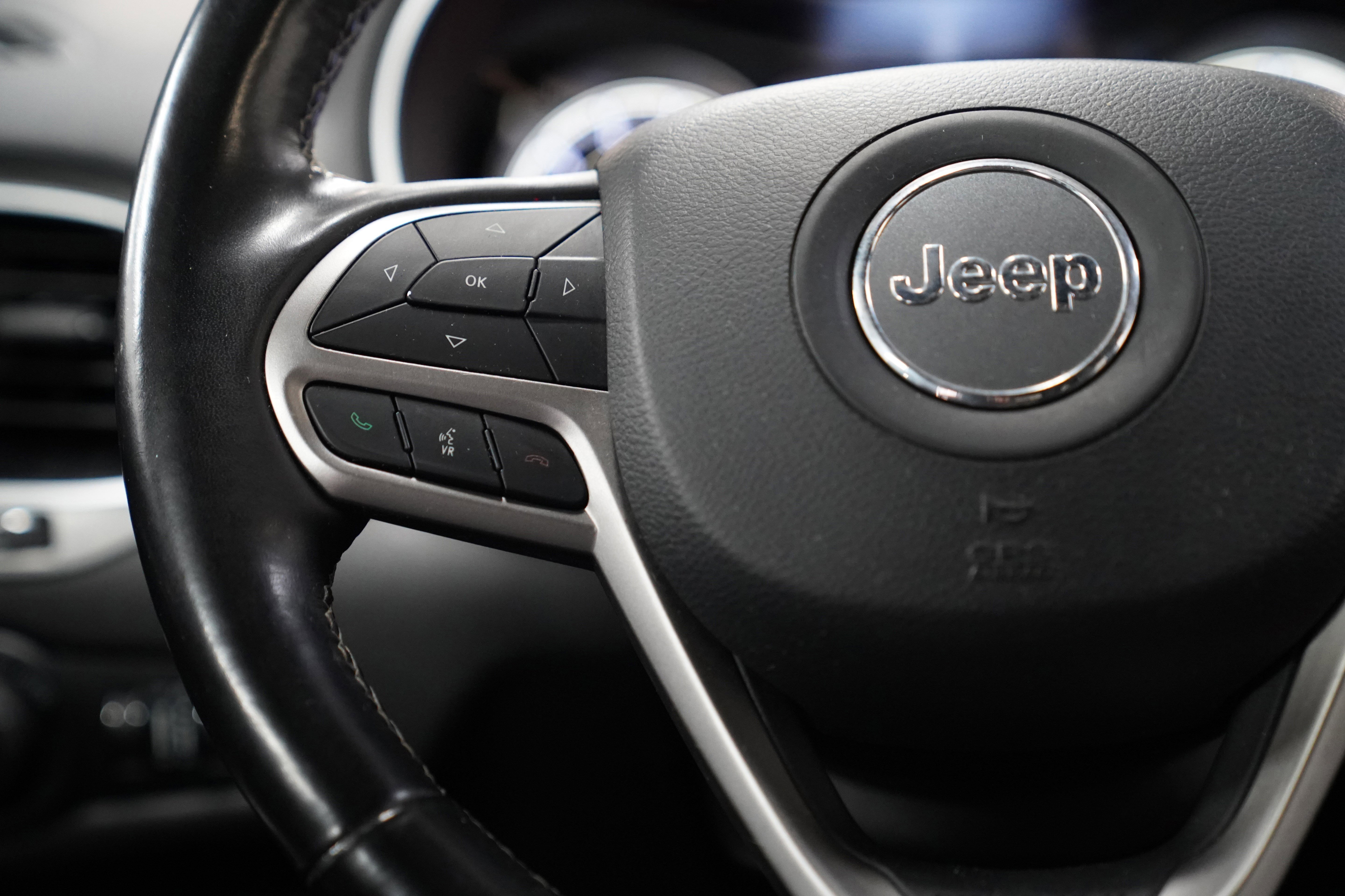 Used 2021 Jeep Cherokee Latitude Lux 80th Anniv w/ Quick Order Package 26U 80TH AWD/4WD image 19