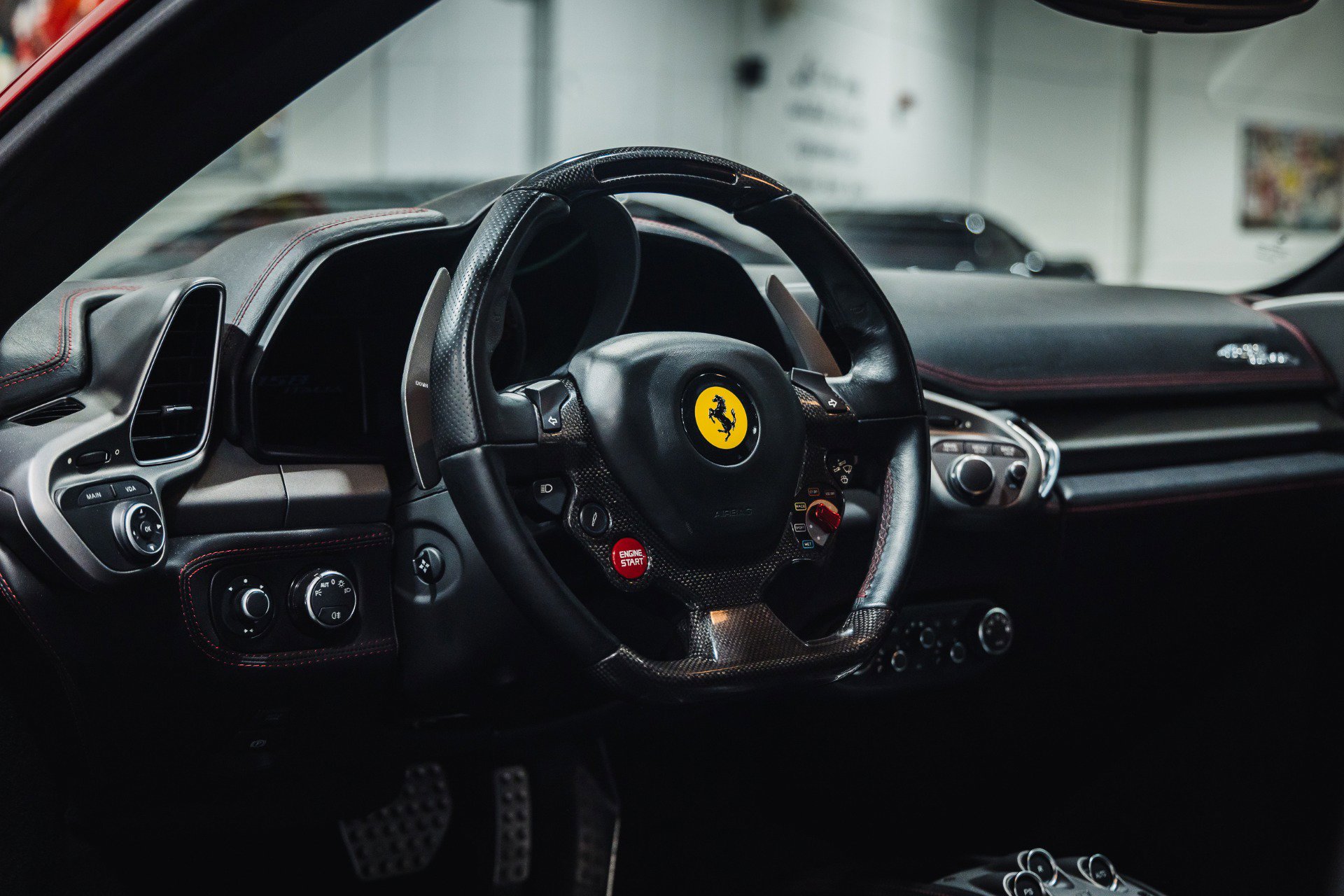 Used 2012 Ferrari 458 Italia Coupe image 12