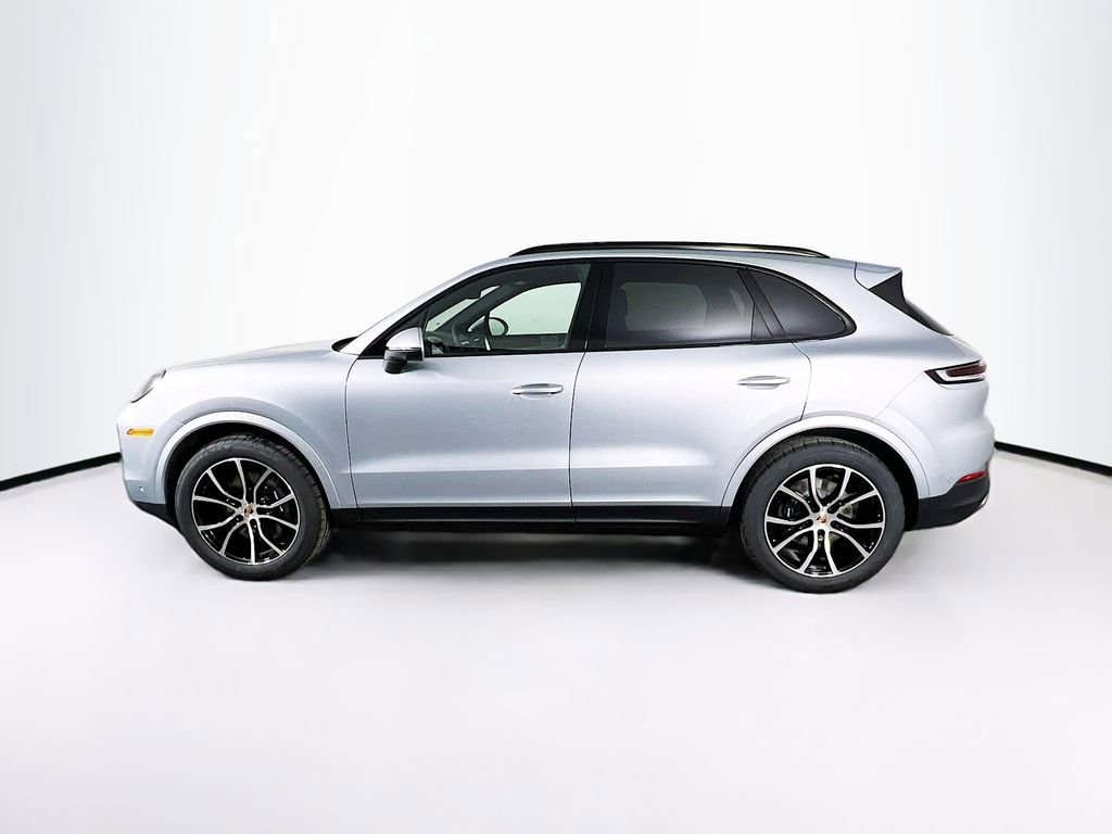 New 2026 Porsche Cayenne image 2