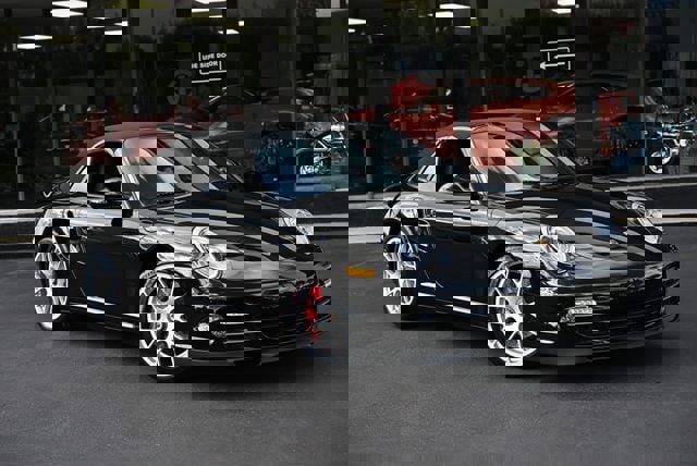 Used 2010 Porsche 911 Turbo image 2