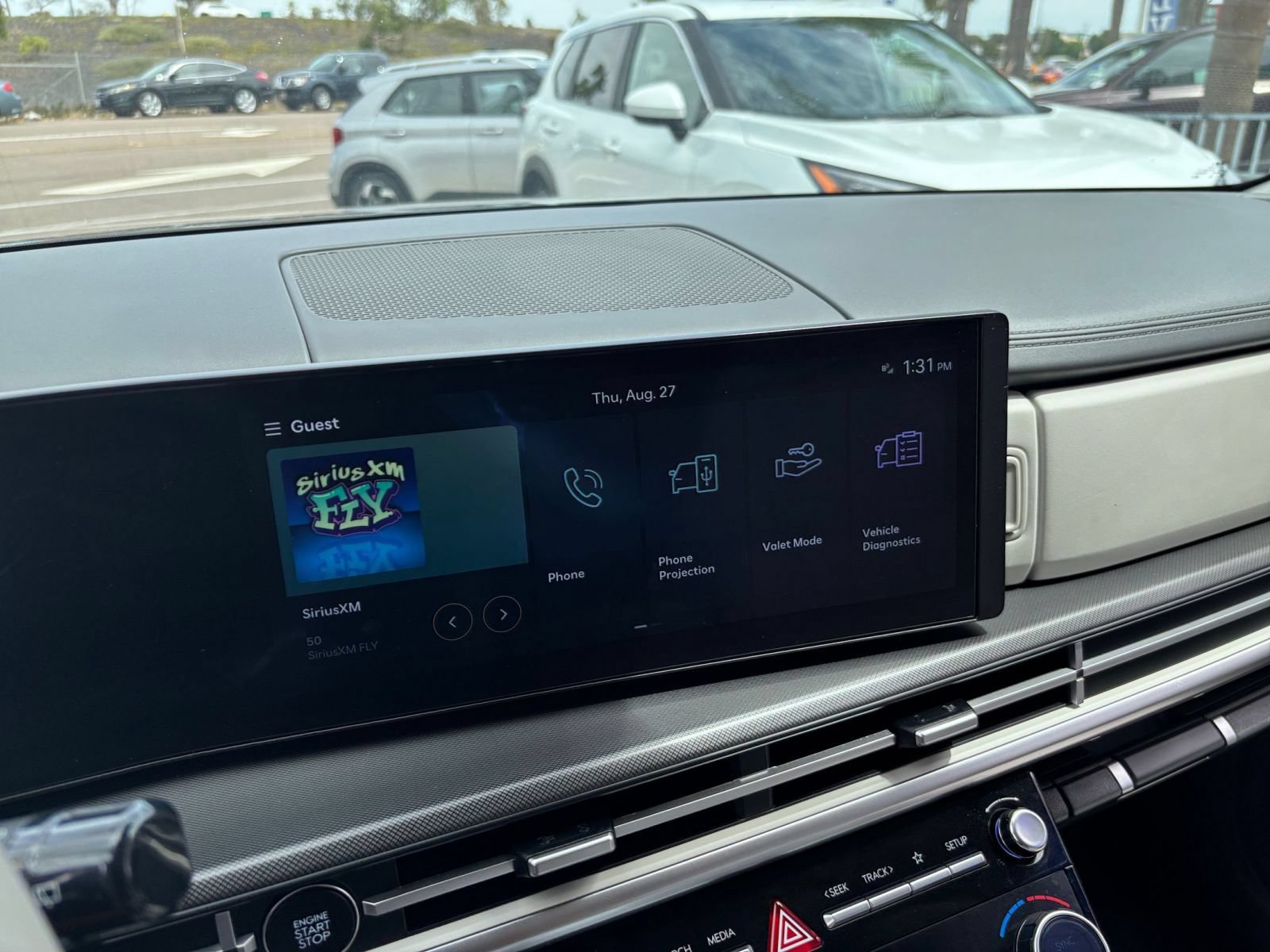 Used 2025 Hyundai Santa Fe SEL FWD image 19